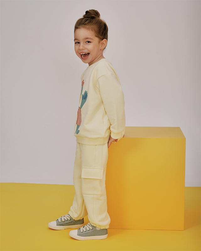 Детские брюки на резинке Желтого цвета Фото 2