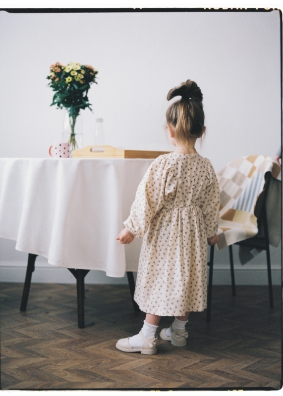 Платье для девочки из фланели Молочный Фото 9